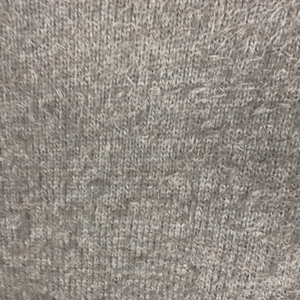 fuzzy sweater - Picture 3 of 3